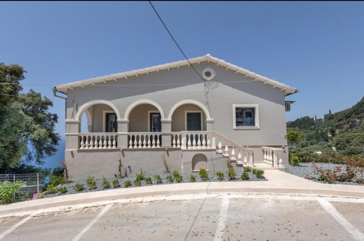 Irida Sunset Villa Pentátion Exterior photo