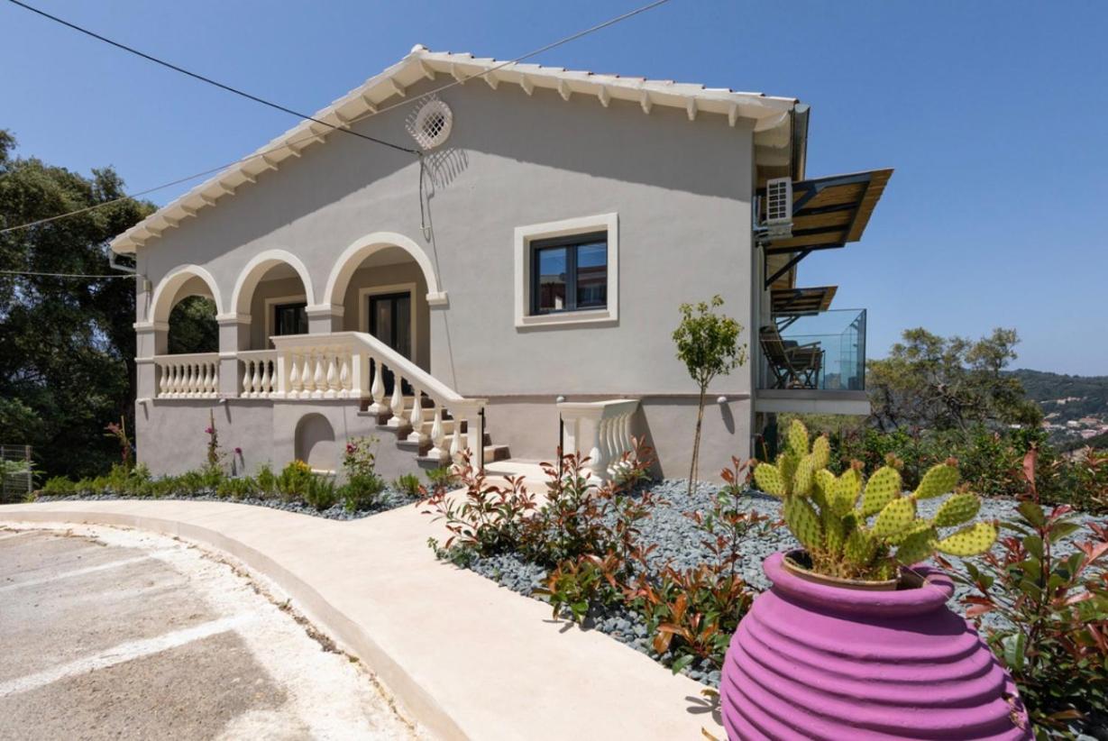 Irida Sunset Villa Pentátion Exterior photo